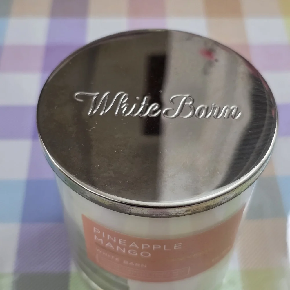 Bath & Body Works White Barn Pineapple Mango Single Wick Candle 8oz NEW RARE